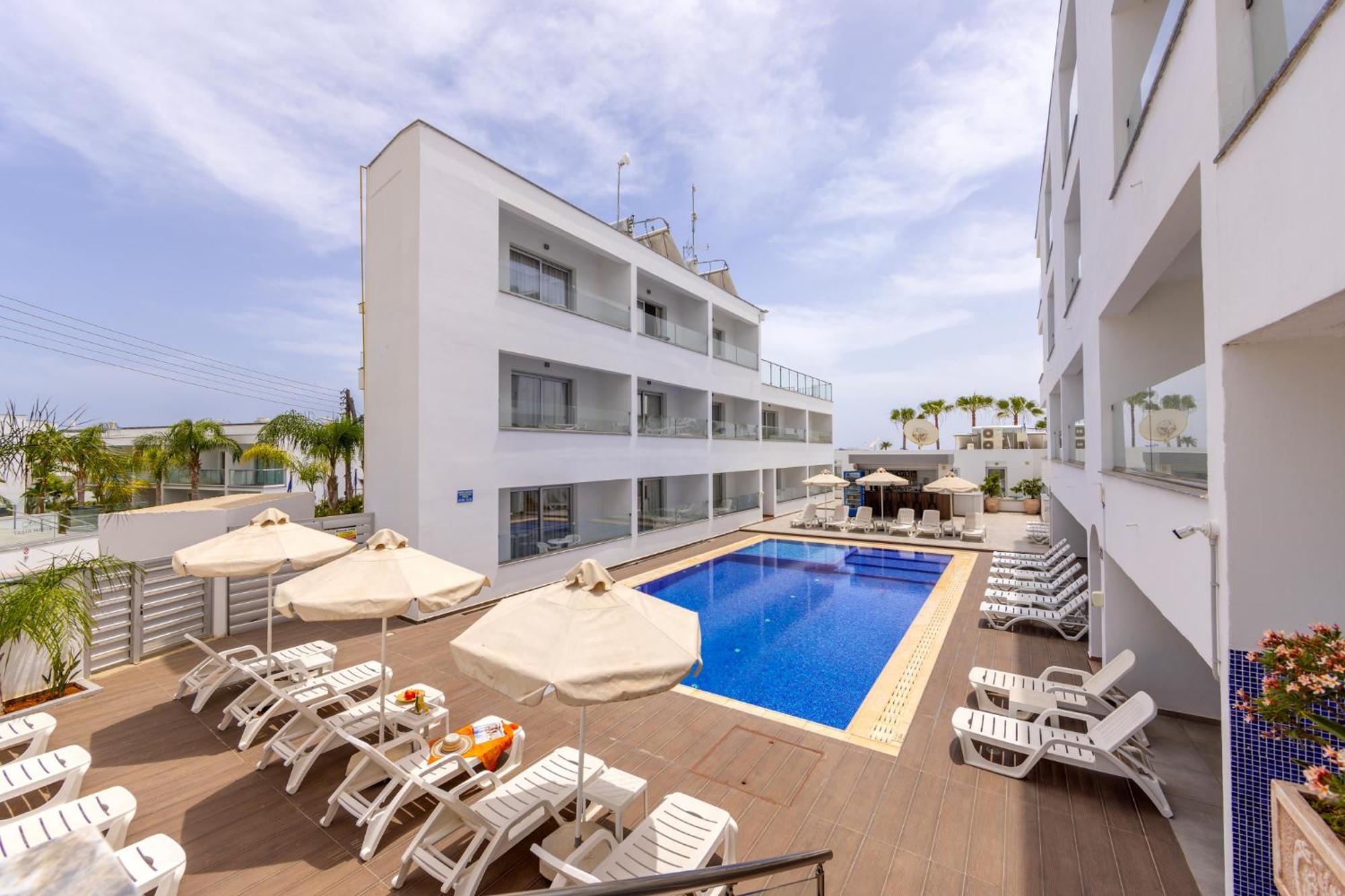 Milea Hotel أيا نابا المظهر الخارجي الصورة